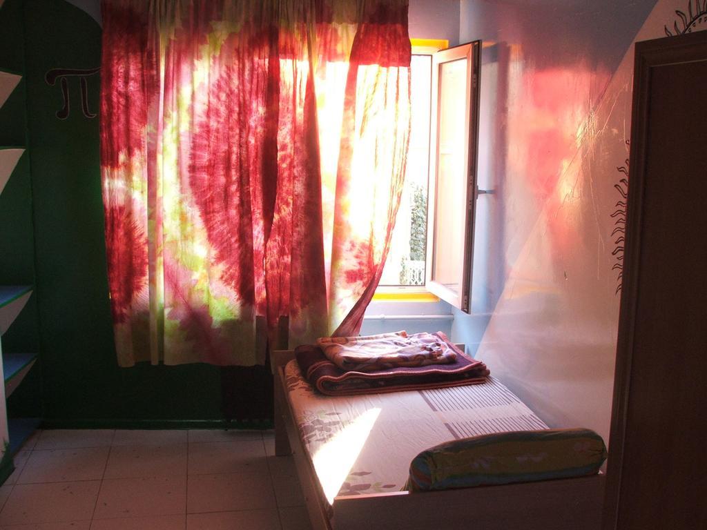 Neverland Hostel Istanboel Kamer foto