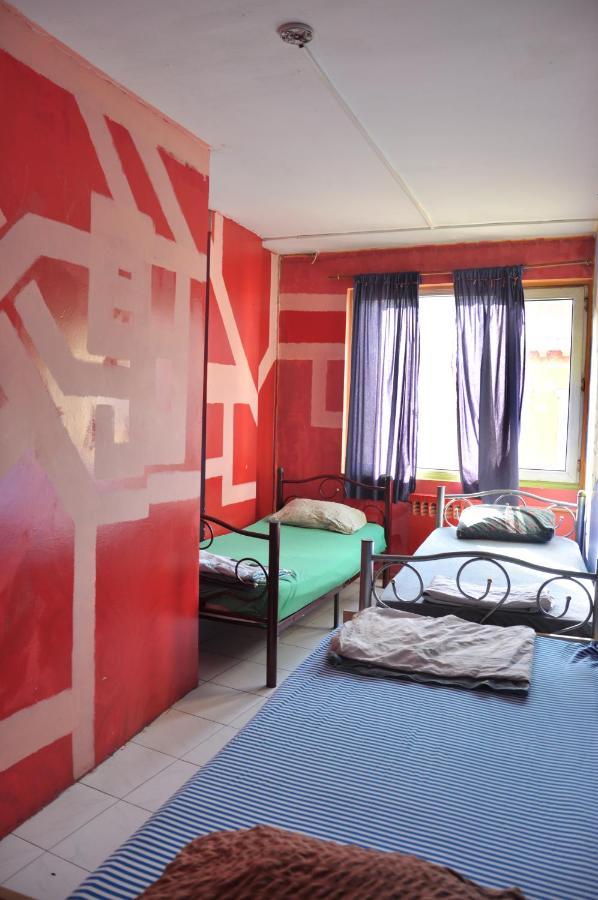 Neverland Hostel Istanboel Buitenkant foto